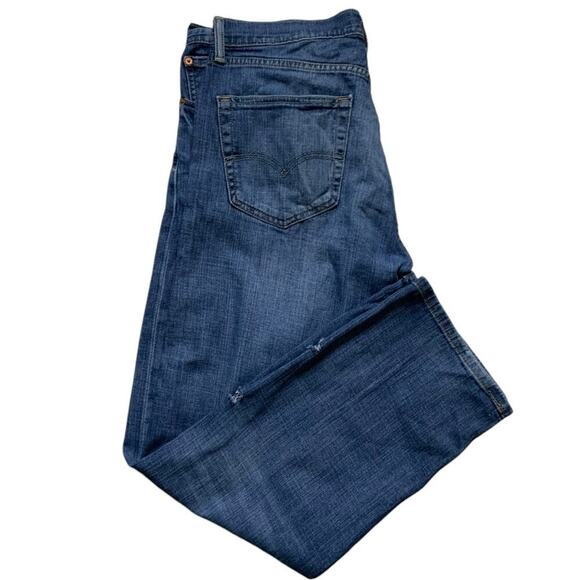 Levi's 505 Jeans Mens Size 34X30 Straight Relaxed Fit Whiskers Medium Wash Denim - Picture 7 of 10